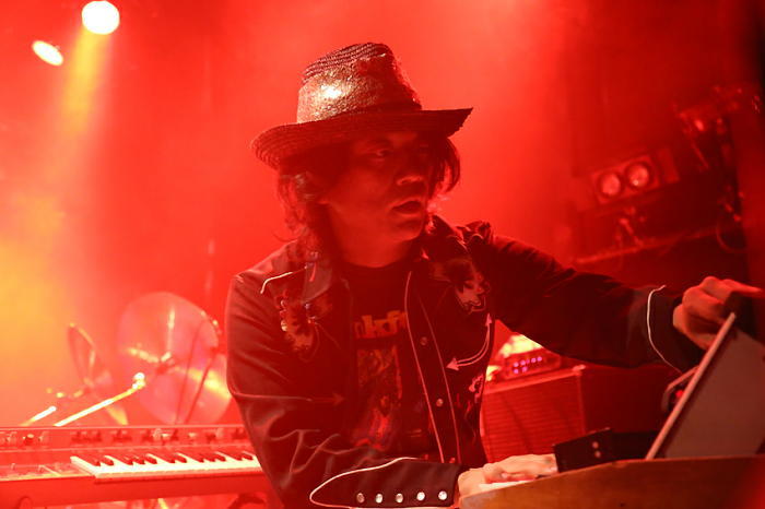 金属恵比須・宮嶋健一＠高円寺HIGH（写真撮影：飯盛大）
