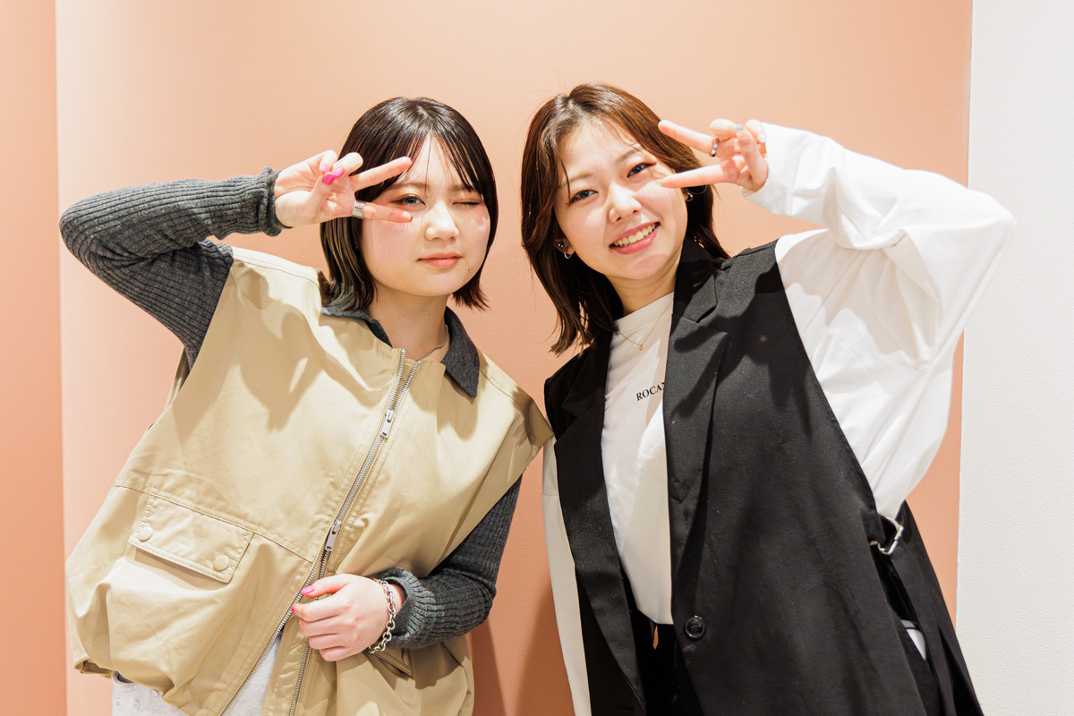 左から松尾美南海（Bonheur）、岩佐里彩（BIRTH by happiness）