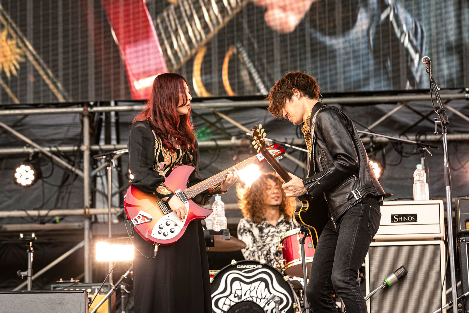 GLIM SPANKY