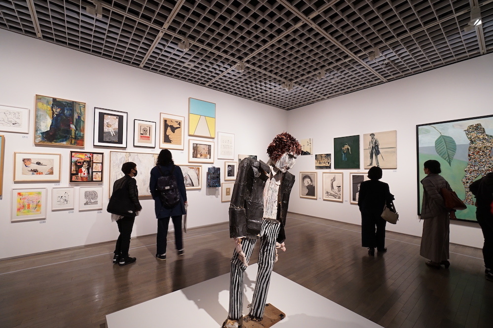 展示風景 中央：《男》（1974-75年）富山県美術館