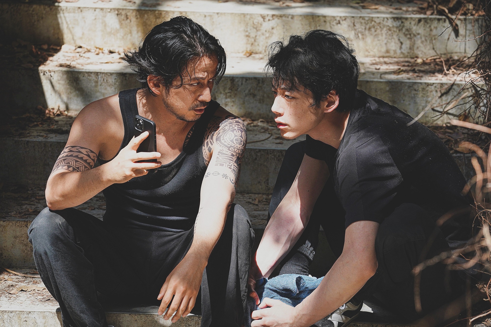 岡田准一＆坂口健太郎が熱く語る姿も 声優が独特の