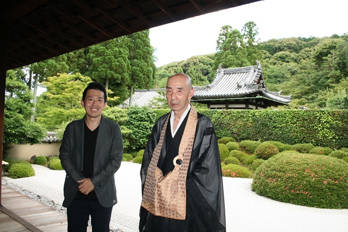 藤山扇治郎と酬恩庵住職・田邊宗一さん