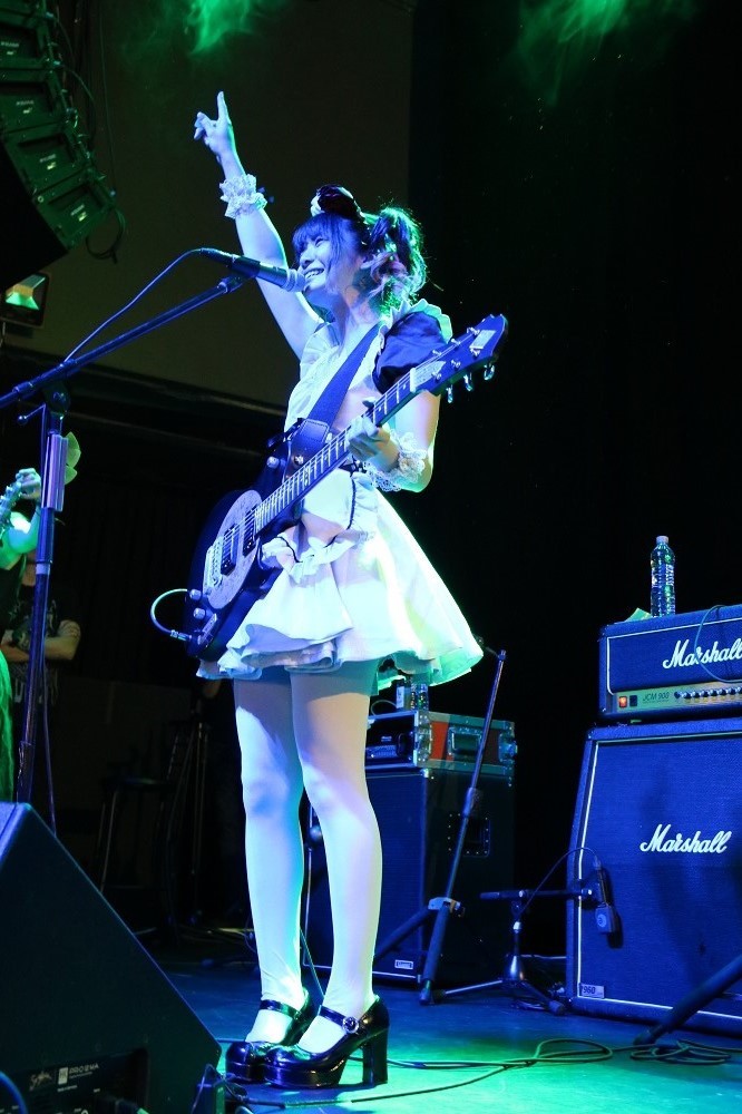BAND-MAID 写真提供：日本クラウン