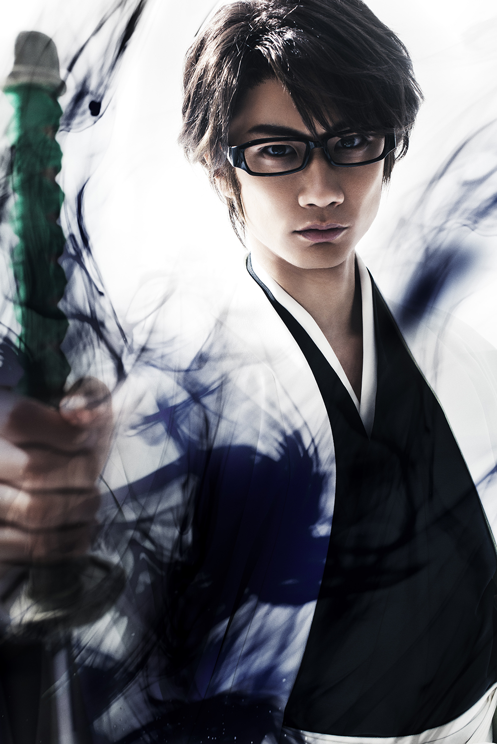 藍染惣右介／馬場良馬 　©久保帯人/集英社・RMBLEACH 製作委員会 2016