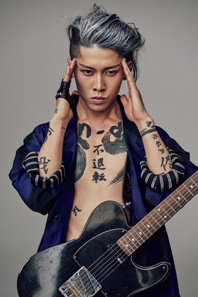 MIYAVI 15周年ベスト盤がiTunesアルバムロックチャート1位獲得、15組の