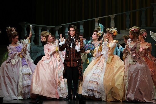 宝塚歌劇のフランス大革命もの上演史に、新たに刻まれた美弥るりかの 