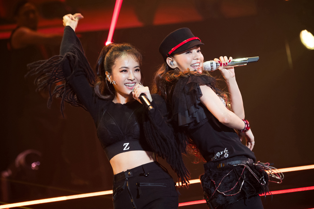 安室奈美恵が引退 最後のライブに平井堅 山p Beginらも登場 Spice エンタメ特化型情報メディア スパイス