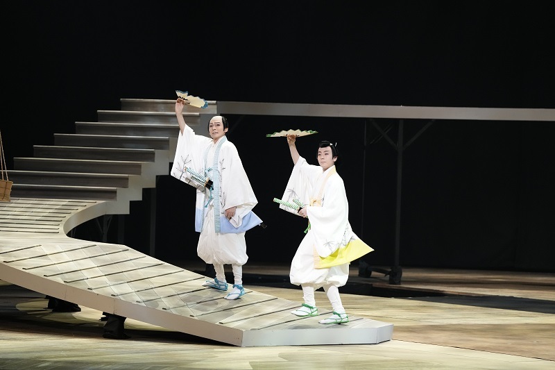 第三部『野田版 研辰の討たれ』（左より）平井九市郎＝市川染五郎、平井才次郎＝中村勘太郎 ／(C)松竹