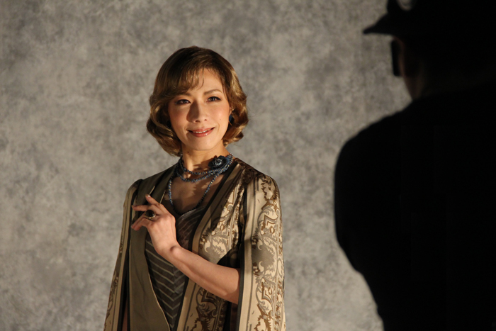 モンタギュー夫人役：秋園美緒