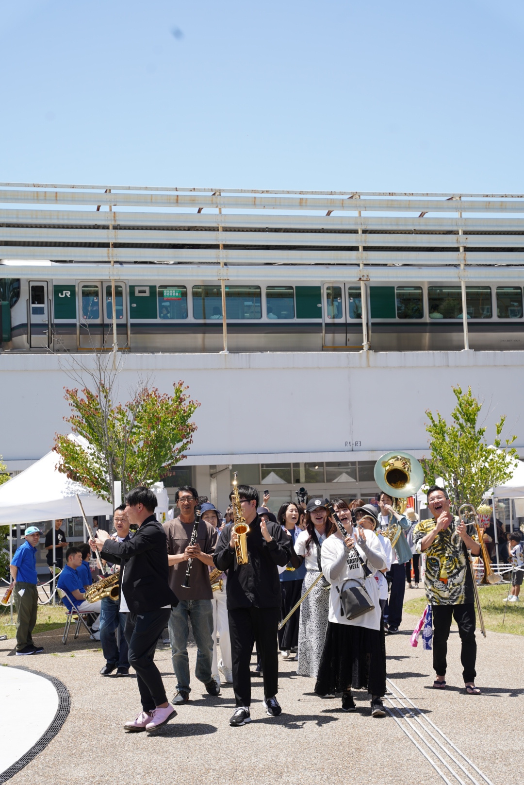 コフフンフェス・パレードオーケストラ 写真＝オフィシャル提供／撮影：黒木治 (Mellow)