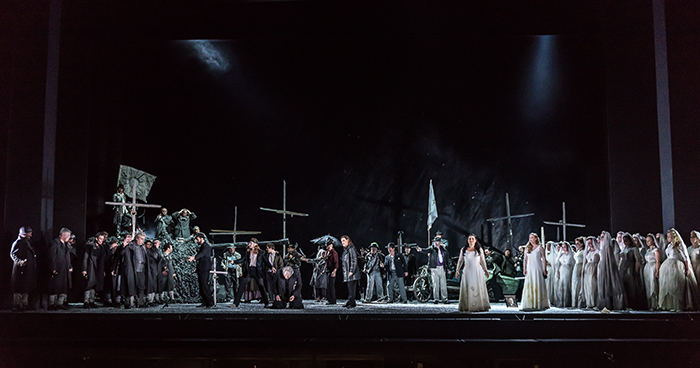 イル・トロヴァトーレ © ROH. PHOTO BY CLIVE BARDA