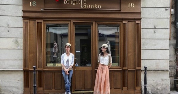 tanakaさんとパートナーのbrigitteさん。お店の前にて。