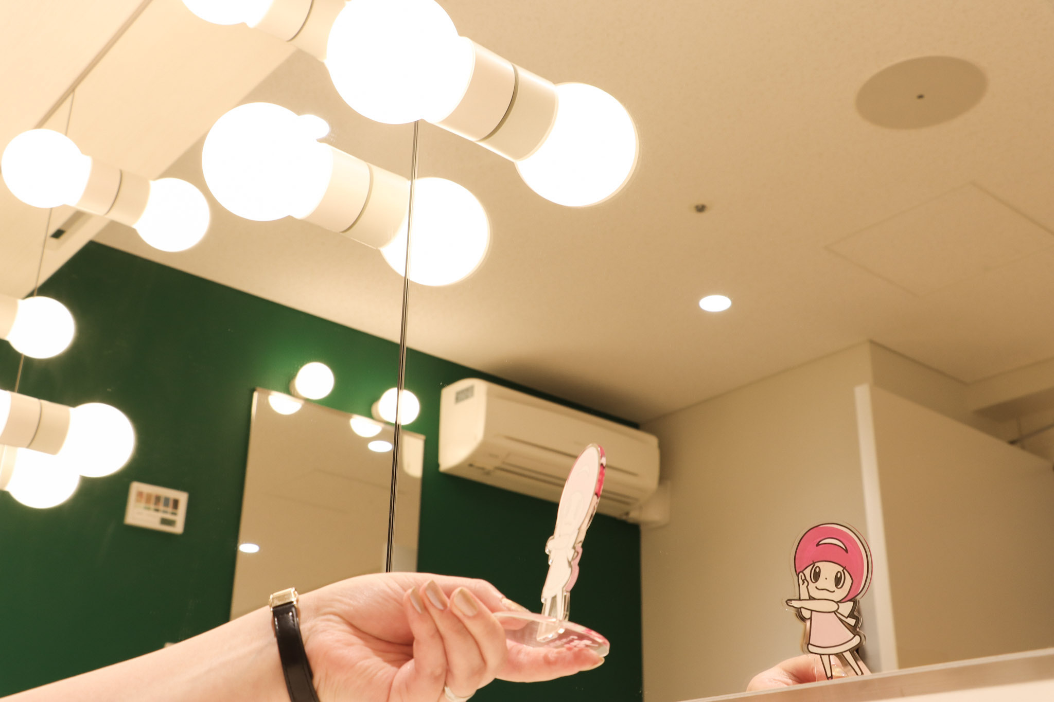 憧れのあの人もここに座っていたのかな？