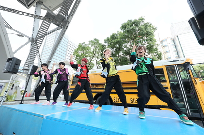 BMK、“中部電力MIRAI TOWER”で新記録樹立　ファンの前で新曲「TOP OF TOP」を披露（画像：全11枚）