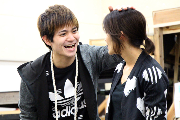 (左から)川隅美慎、佃井皆美