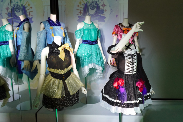 アイドルマスター シンデレラガールズ の歴代ライブ衣装を展示 Costume Memories 内覧レポート Spice エンタメ特化型情報メディア スパイス