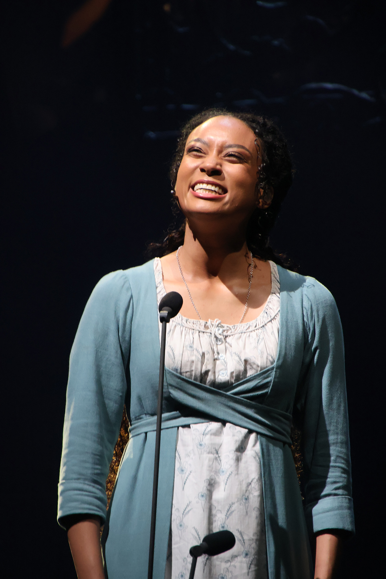 チャナ・ヒューイットによる「夢やぶれて I Dreamed a Dream」