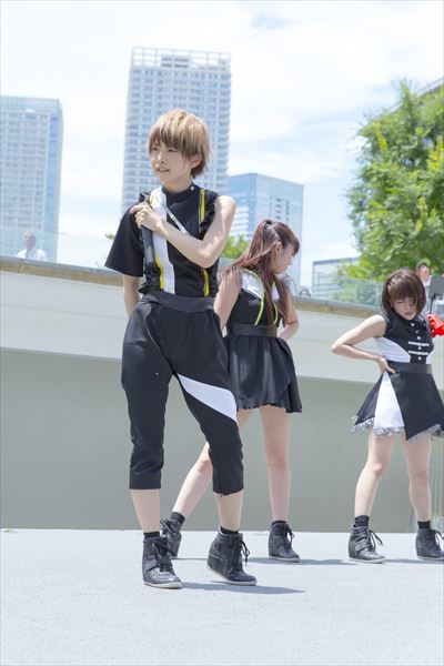 澁谷梓希ソロ Photo:KOSUKE USHIZIMA