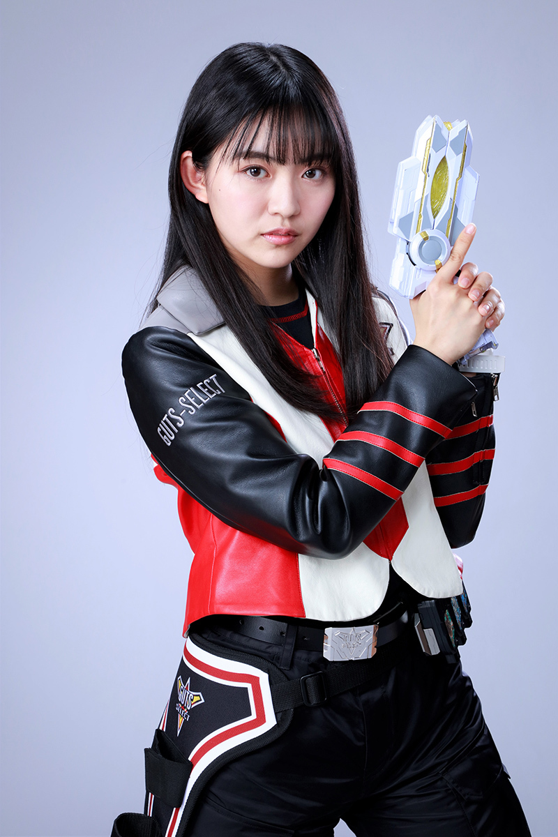 「シズマ ユナ」(17 歳）役　豊田ルナ  (c)円谷プロ (c)ウルトラマントリガー製作委員会・テレビ東京