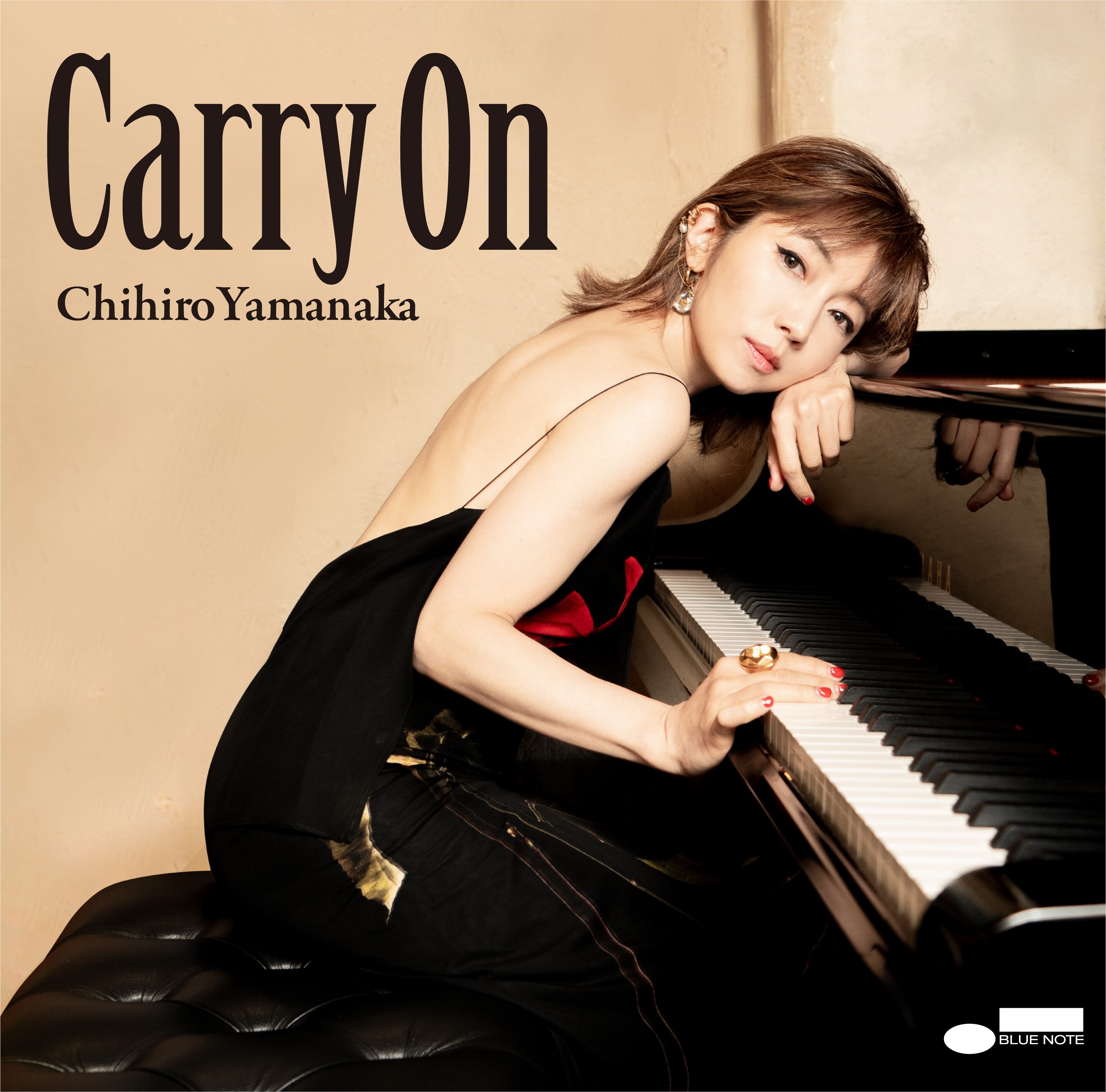 山中千尋『Carry On』(通常盤)　ジャケット写真