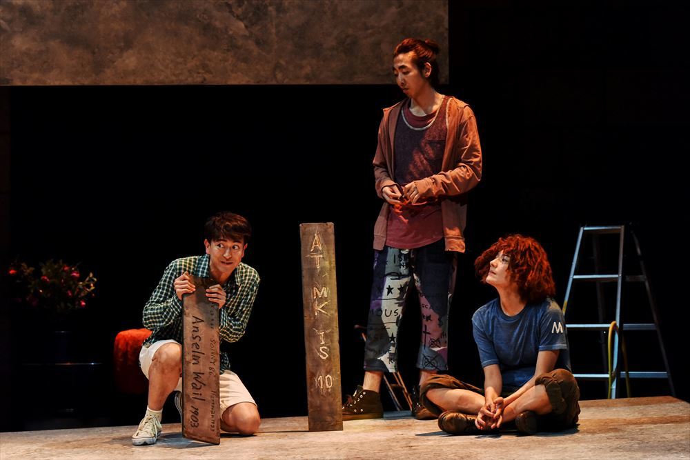 世田谷パブリックシアター『チック』 撮影：細野 晋司