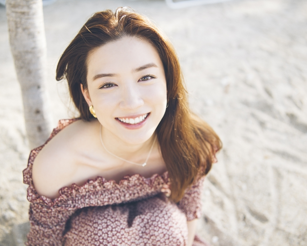 女優・永野芽郁、初の写真集が発売前に重版決定 未収録カットを使用