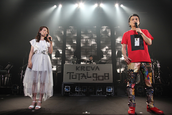 左から、増田有華、KREVA