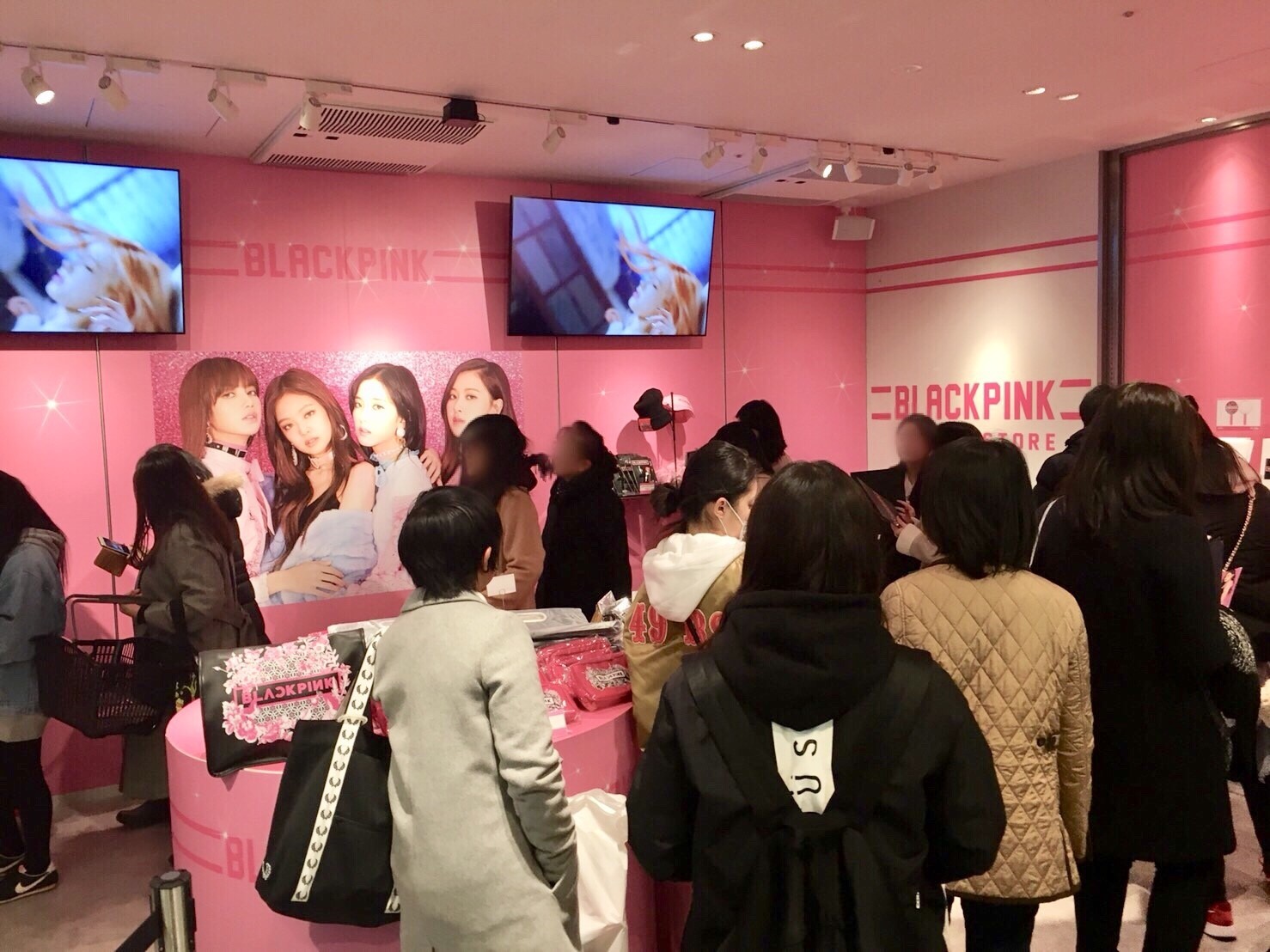 BLACKPINK STORE