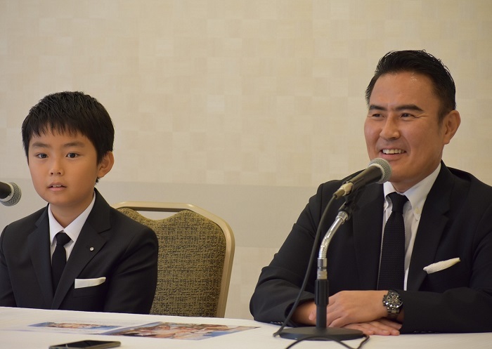 （左から）市川右近、市川右團次 ／オフィシャル提供