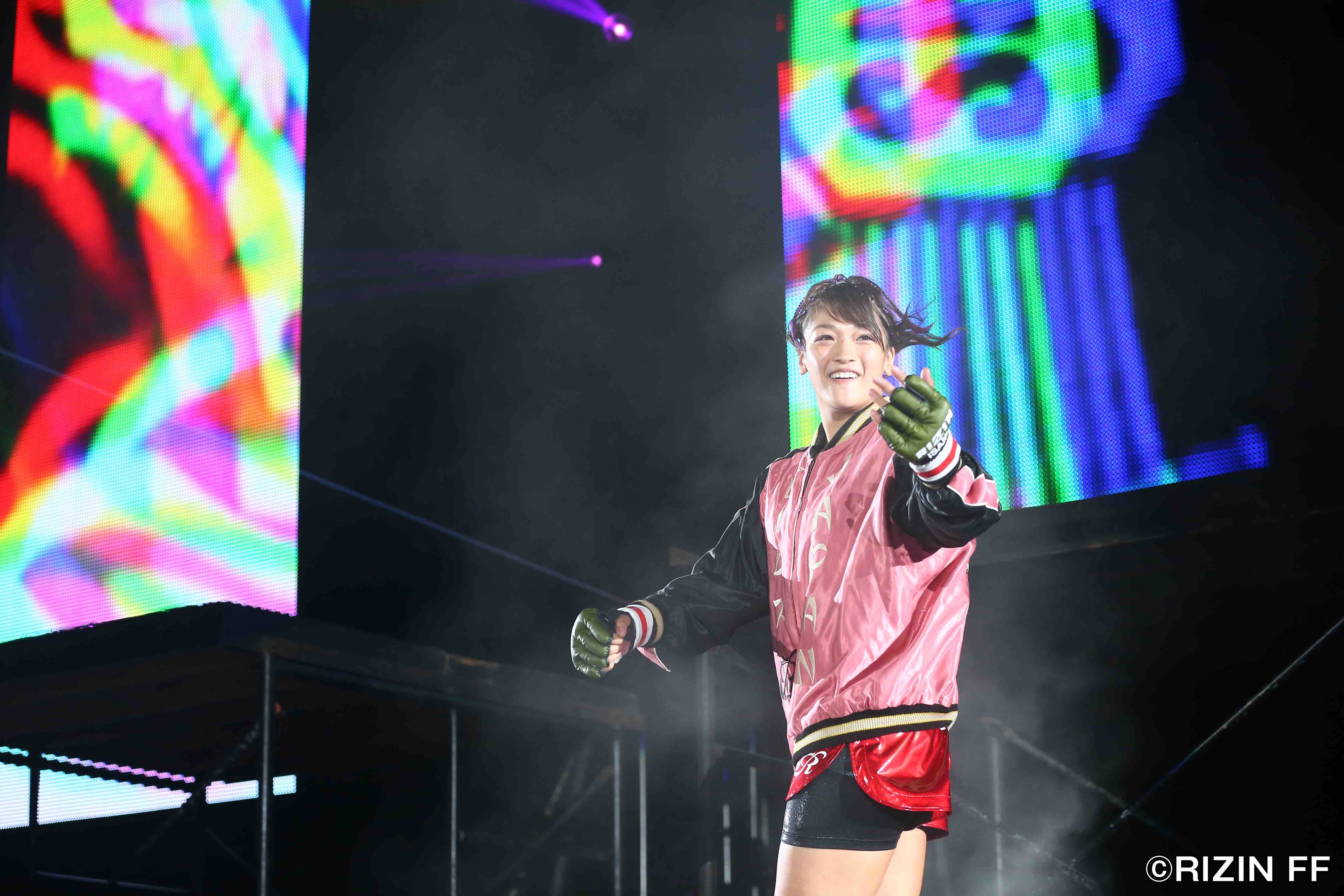 RENA （C）RIZIN FF