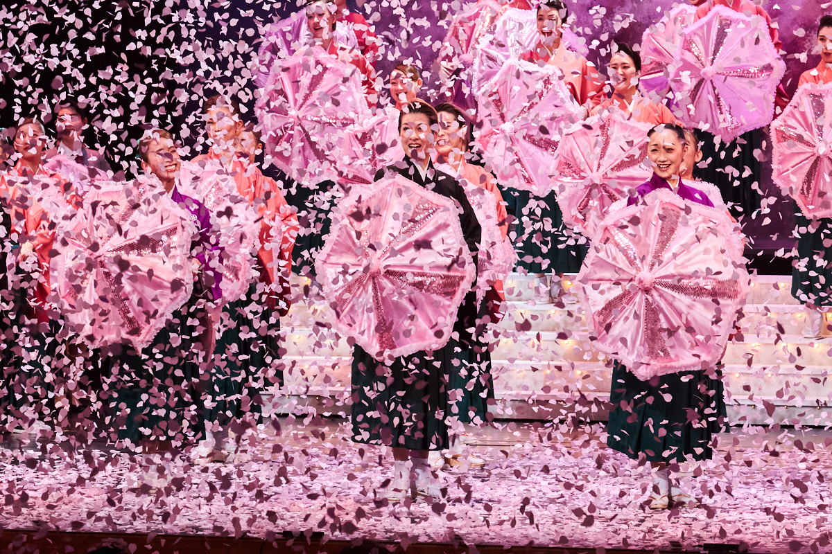画像 Osk日本歌劇団 創立100周年記念式典 で咲かせた満開の桜ーートップスター楊琳 諦めない力 生命力こそが伝統 の画像8 10 Spice エンタメ特化型情報メディア スパイス
