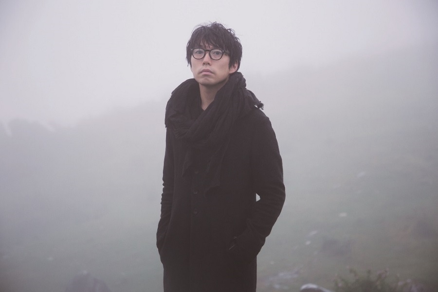 高橋優 5thアルバム『来し方行く末』収録全曲と濃霧の中で撮影した
