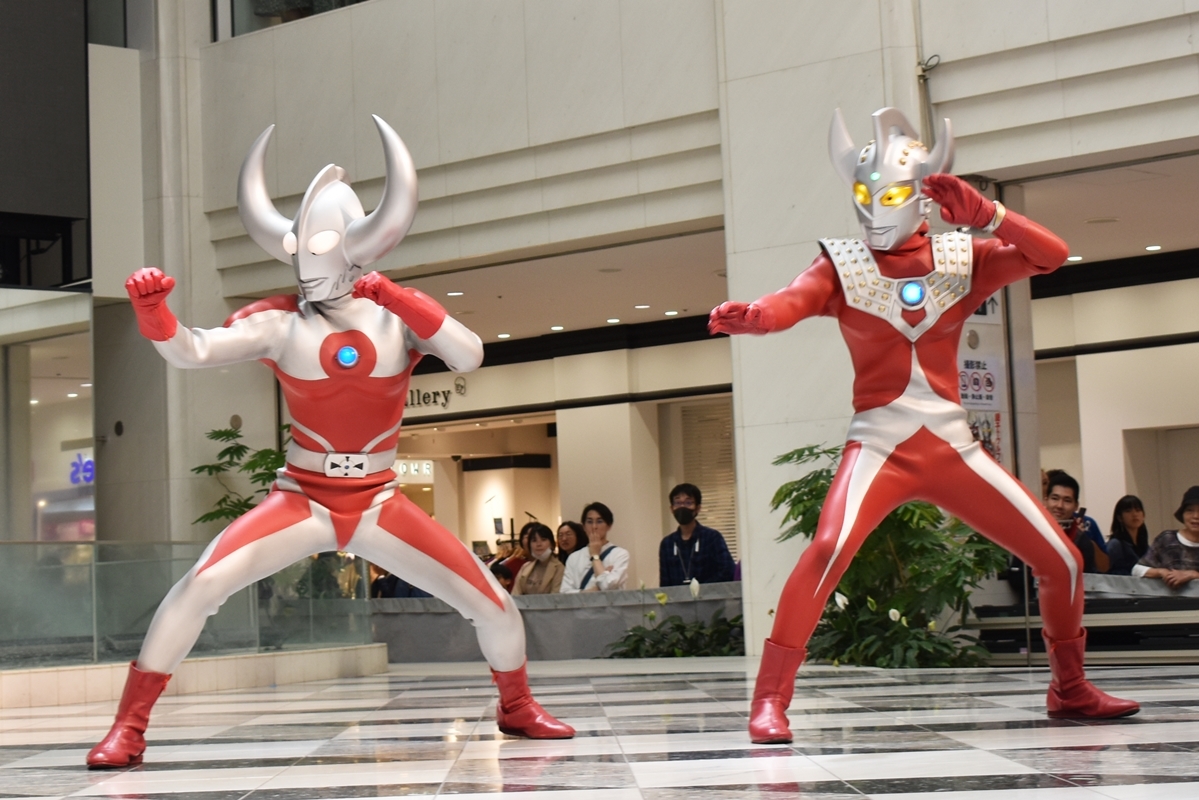 令和最初の ウルトラマンフェスティバル 公式サポーターは二年連続爆笑問題 ウルトラマン タロウに息子がいることに驚愕 Spice 今年で29回目を迎える夏の恒例ファミリーイ ｄメニューニュース Nttドコモ