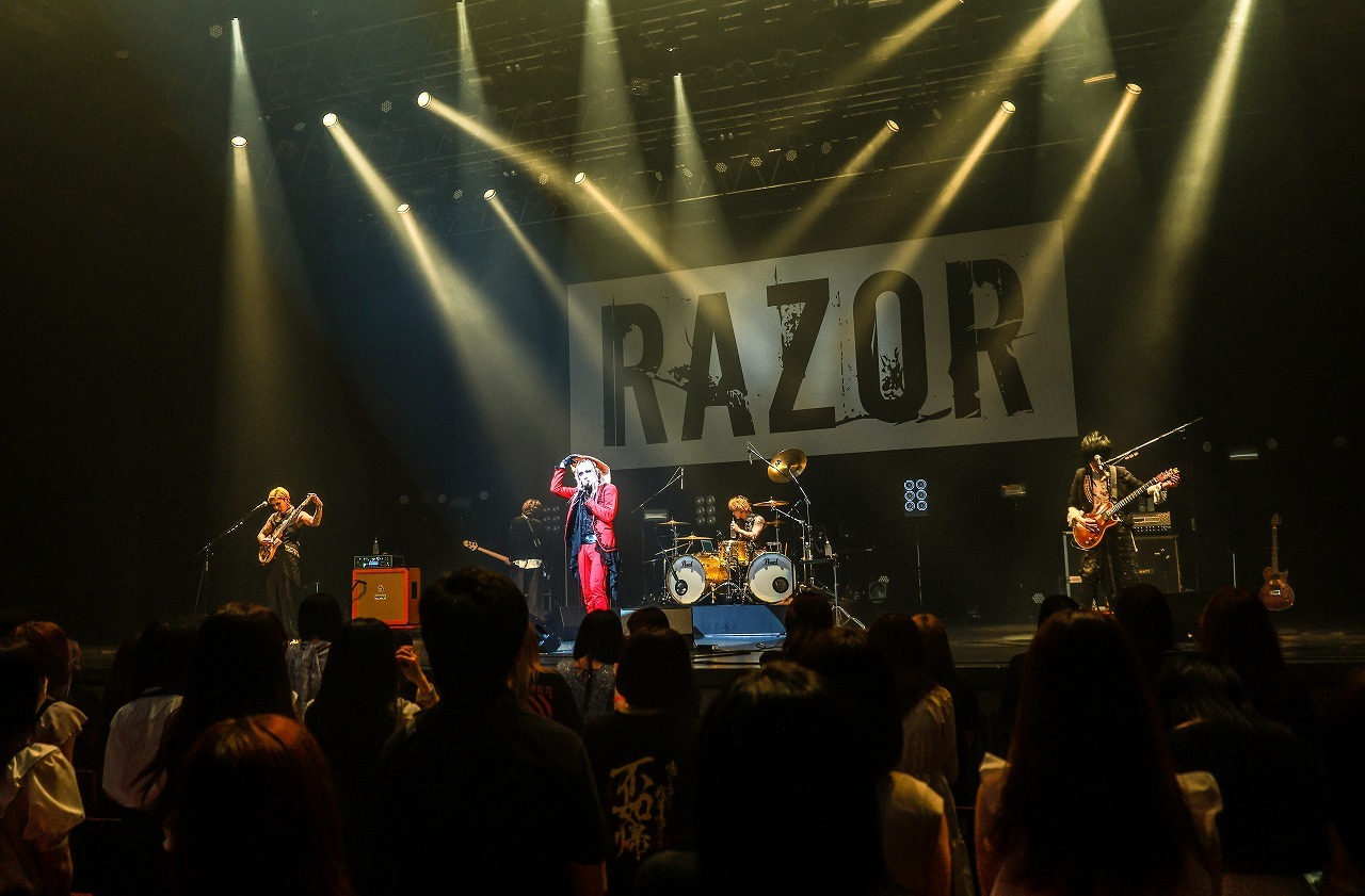 RAZOR、D、The THIRTEENらが出演、ヴィジュアル系の魅力とその