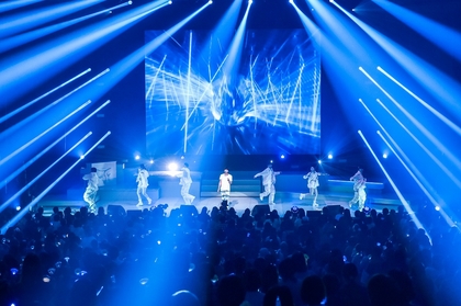 2PMウヨン、約5年ぶりソロツアーが福岡で開幕 新曲「Off the 