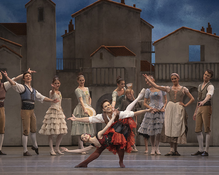 Akane Takada and Alexander Campbell in The Royal Ballet's Don Quixote  (c) RO 2019. Photo by Andrei Upenski