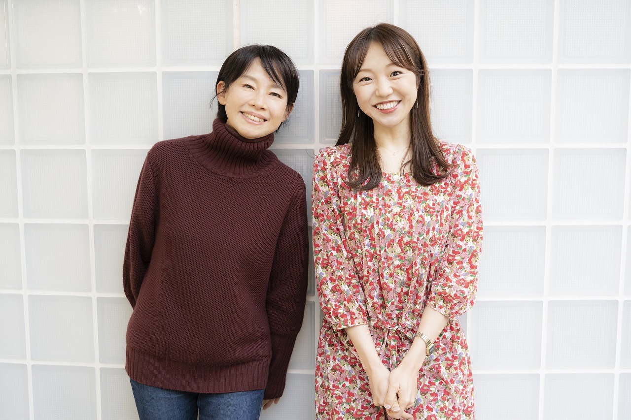 （左から）土居裕子、高野菜々