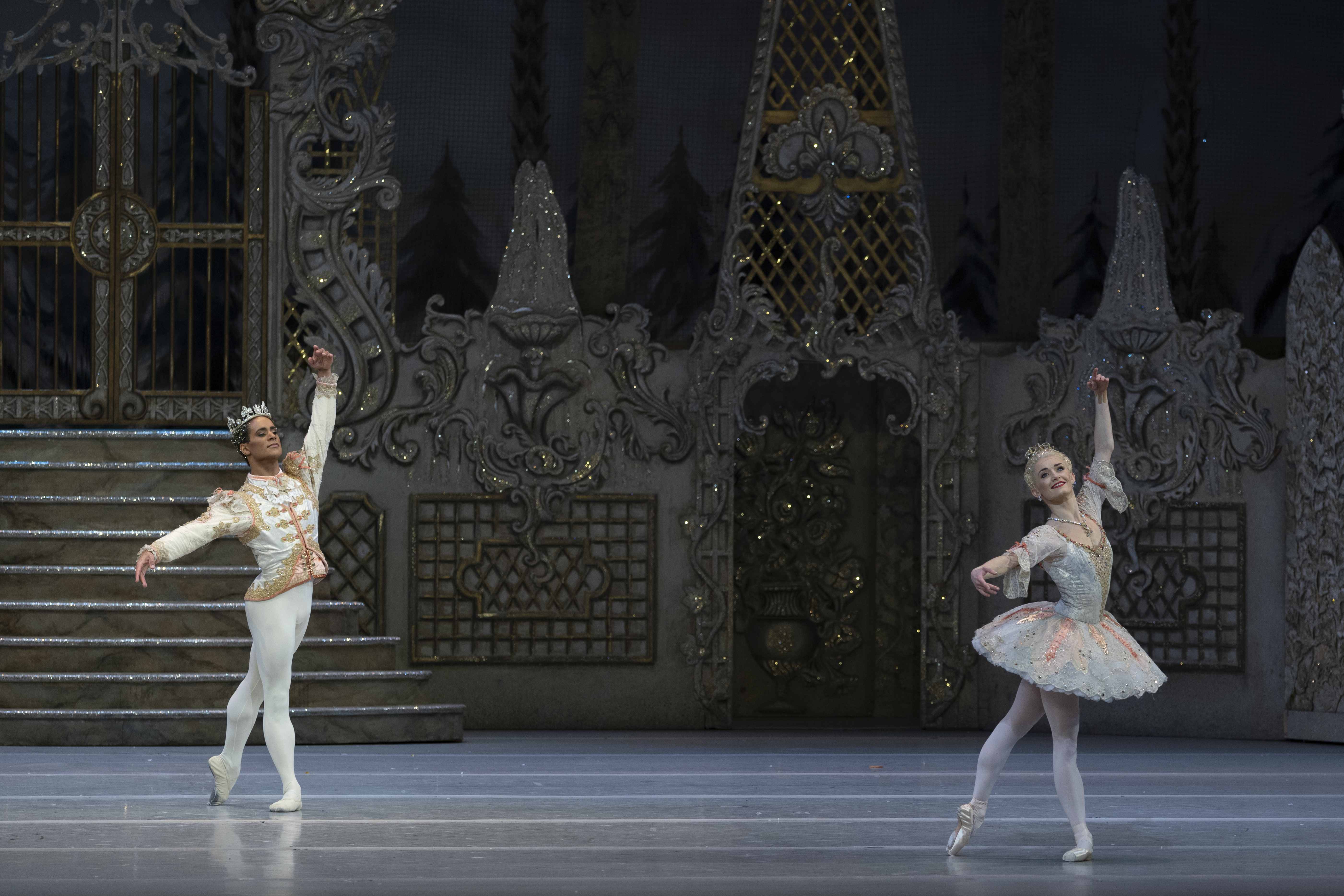 Anna Rose O’Sullivan and Marcelino Sambé of The Royal Ballet in The Nutcracker © 2023 ROH. Photographed by Andrej Uspenski