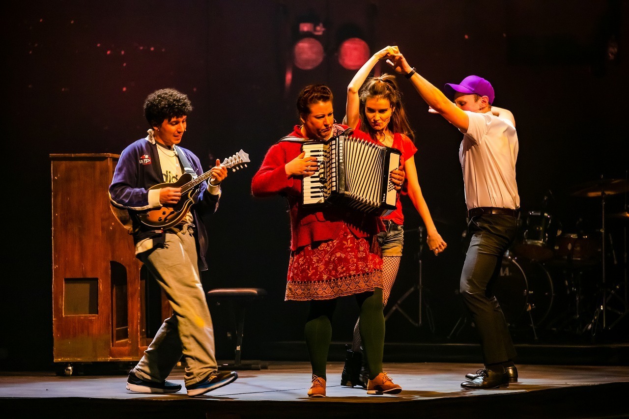 Danny Kaan: Stage Photos from the London production in March 2023