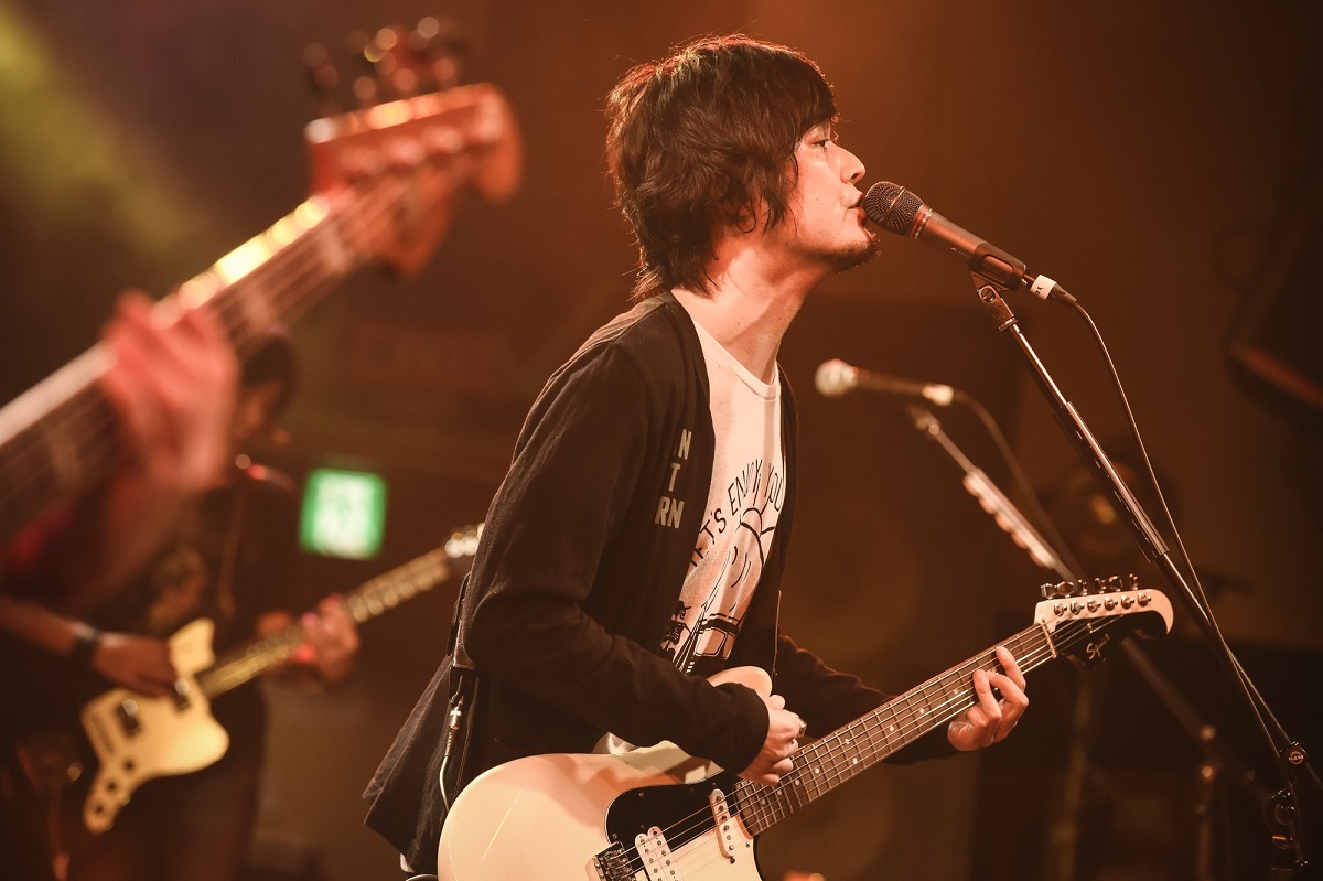 the pillows 撮影＝釘野孝宏