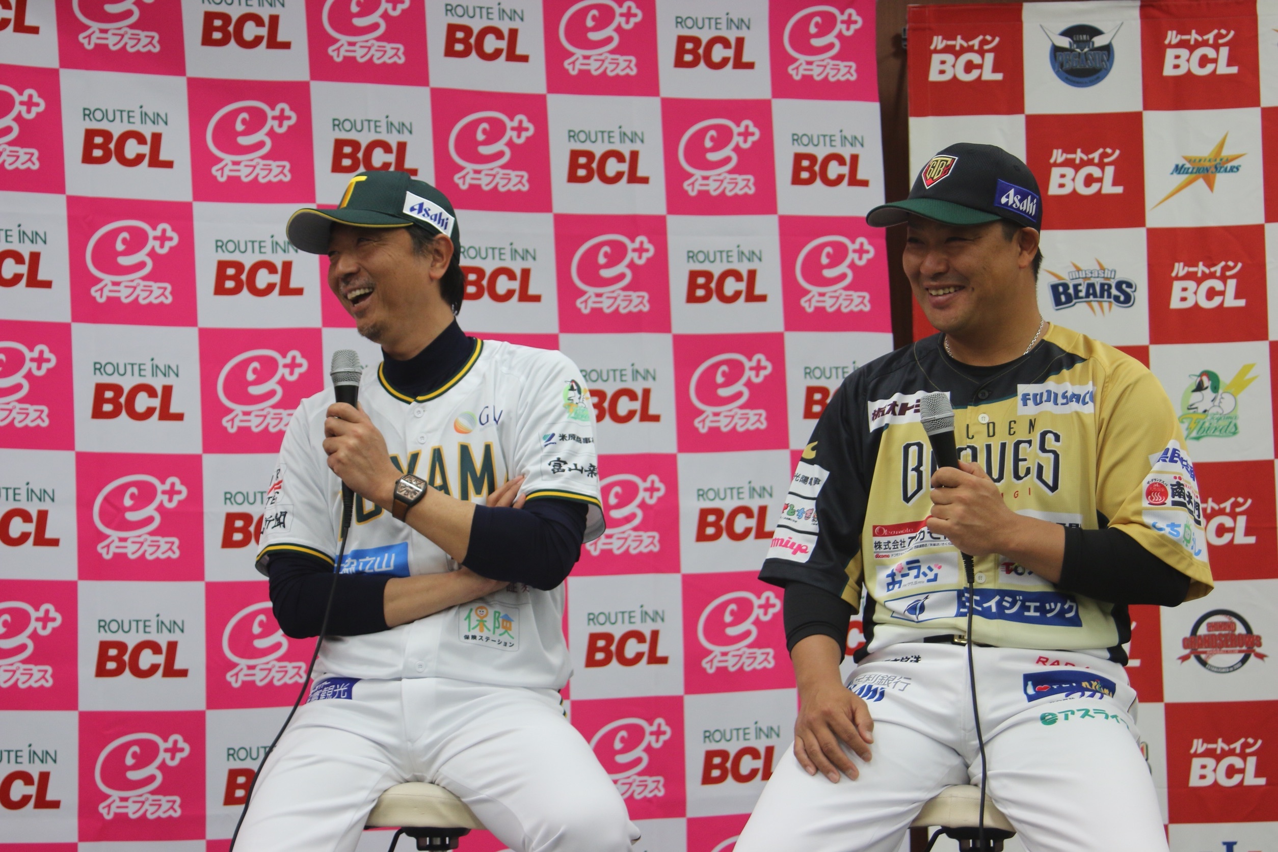 村田修一選手、伊藤智仁監督、佐野慈紀取締役によるトークショーを開催