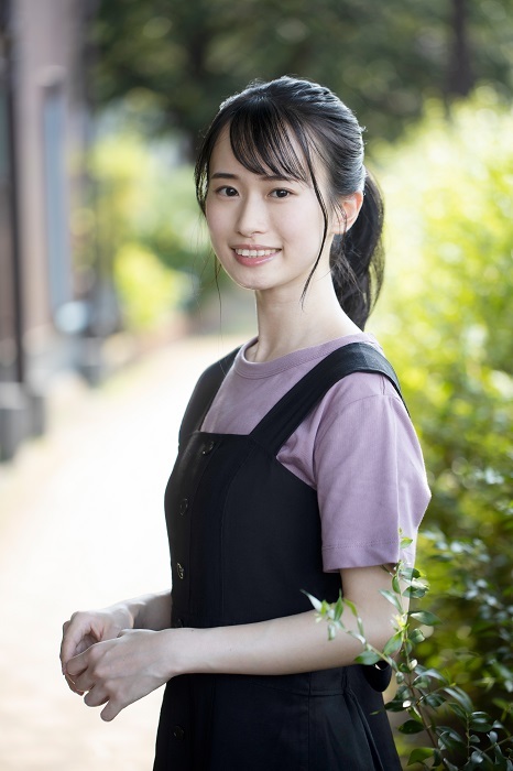 橋本彩花