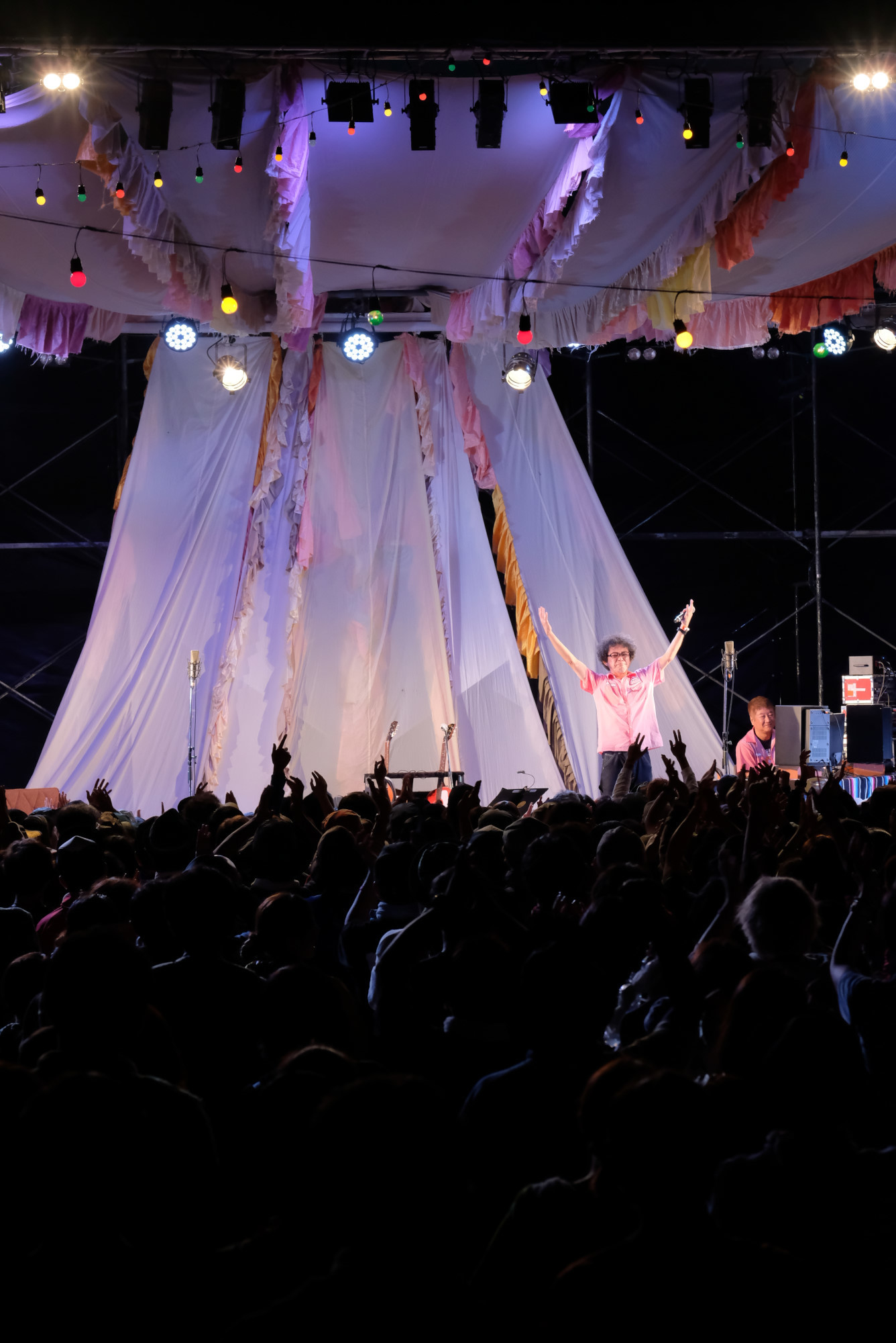 ホッカイカンタビレ／奥田民生ほか (C)RISING SUN ROCK FESTIVAL photo by 原田直樹
