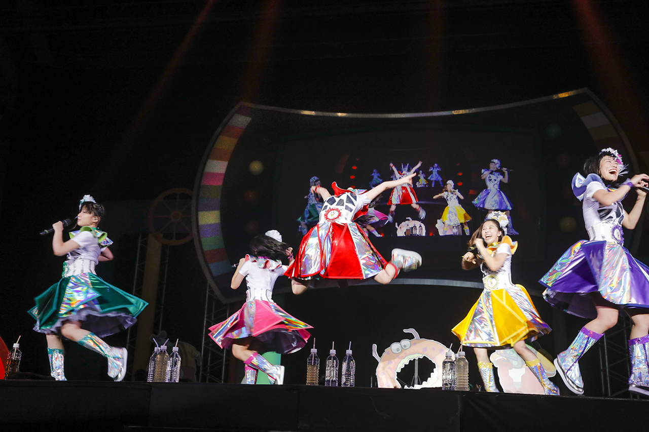 photo by HAJIME KAMIIISAKA