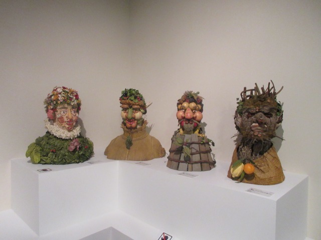 展示会場の後半では、現代美術作家、フィリップ・ハースの作品展示も！