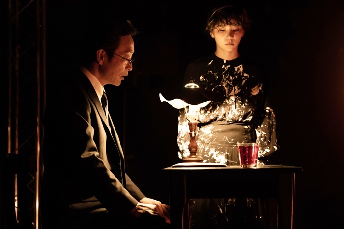 あごうさとし『触覚の宮殿』2018年初演より。 ［撮影］井上嘉和