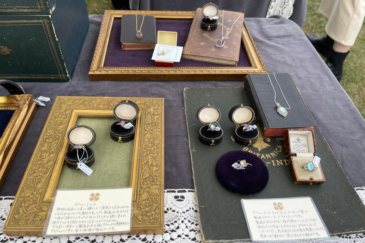 『東京蚤の市’25 AUTUMN』会場風景より