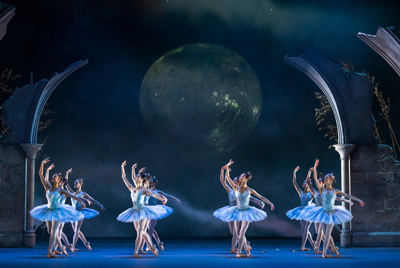 Artists of The Royal Ballet in Cinderella, The Royal Ballet  (c) 2023 ROH. Photographed by Andrej Uspenski