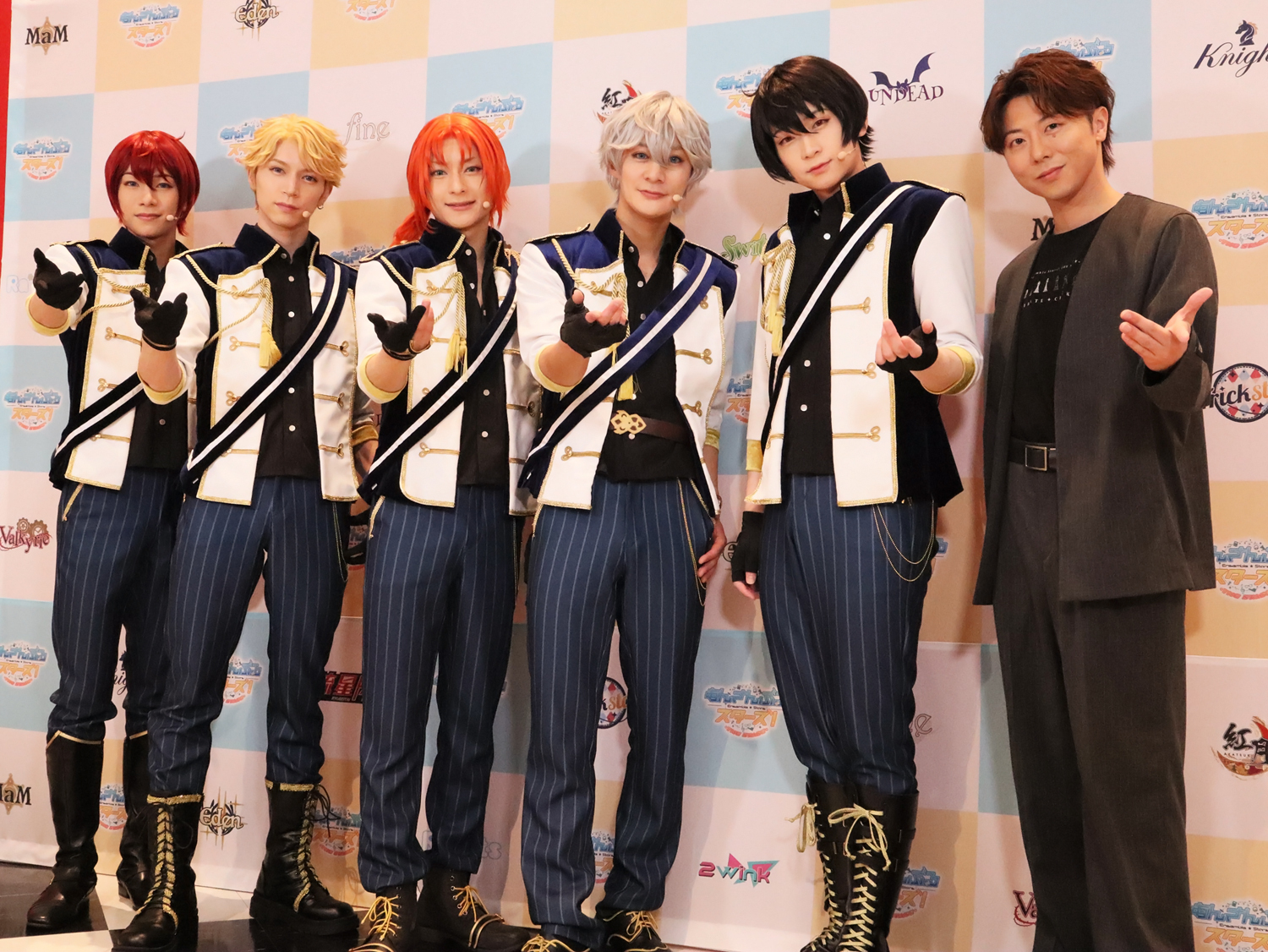 『あんさんぶるスターズ！THE STAGE』-Desperate Checkmate-会見より（左から）北川尚弥、北村諒、橋本祥平、高崎翔太、荒牧慶彦、後藤健流