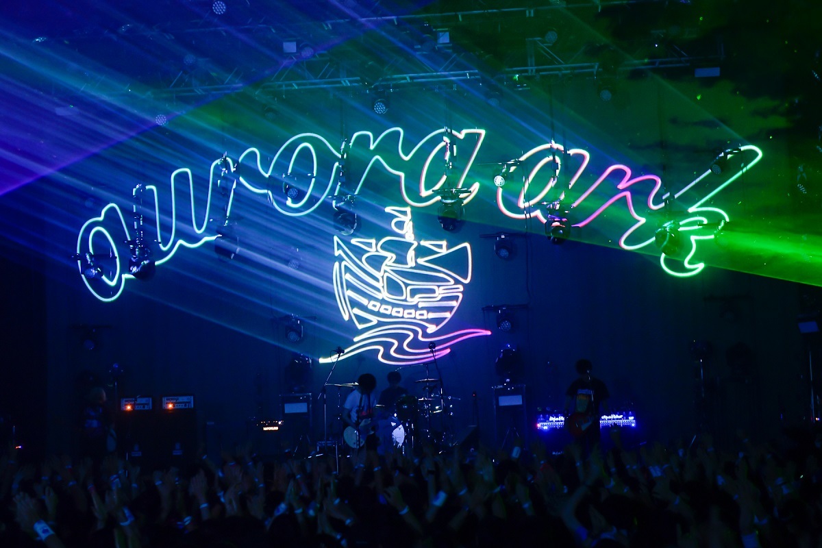 Bump Of Chickenはなぜ Aurora Ark ツアーでライブハウスを廻るのか その意味を新木場公演にみた Spice Bump Of Chicken Tour 19 Aurora Ark Nbsp ｄメニューニュース Nttドコモ